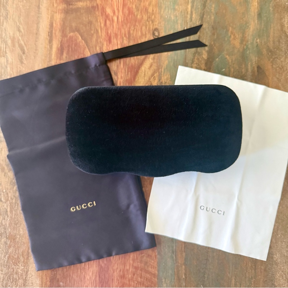 NEW Gucci Black Velvet XL Sunglasses Case w/ Silk Dust bag & microfiber cloth